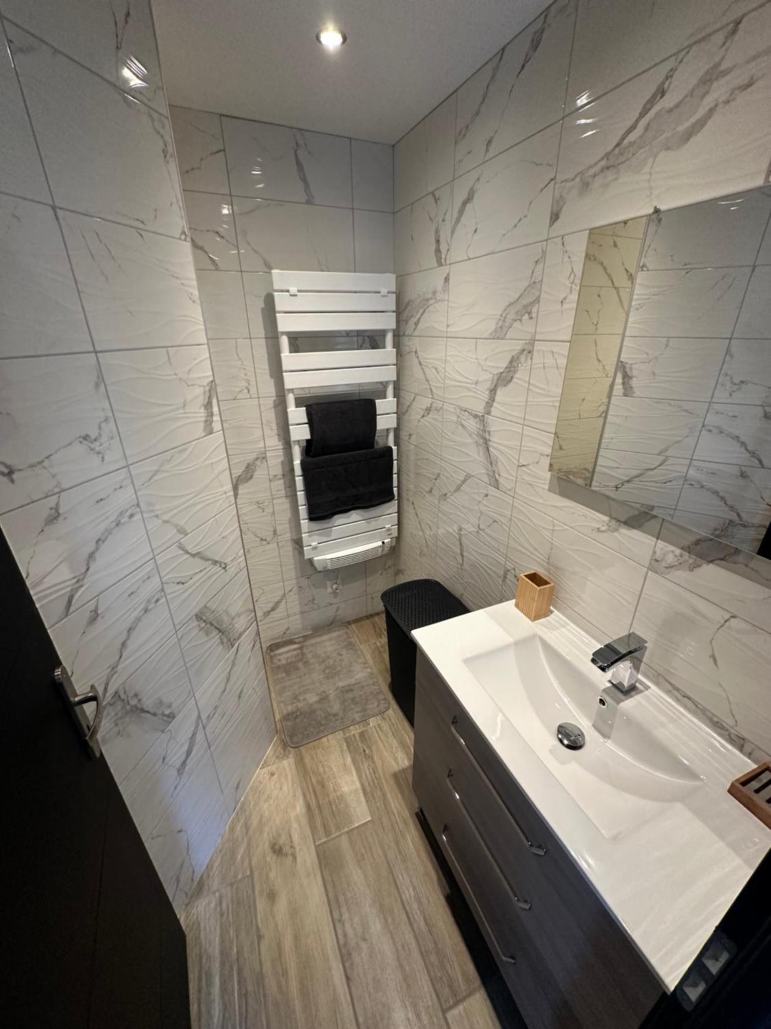 Appartement Moderne Et Confort Шатійон-сюр-Сен Екстер'єр фото